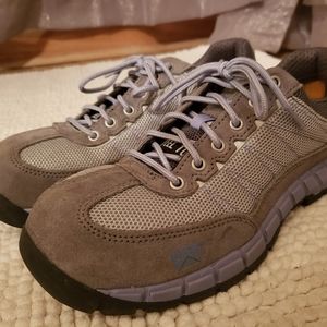 Women's CAT steel toe safety shoes, 9